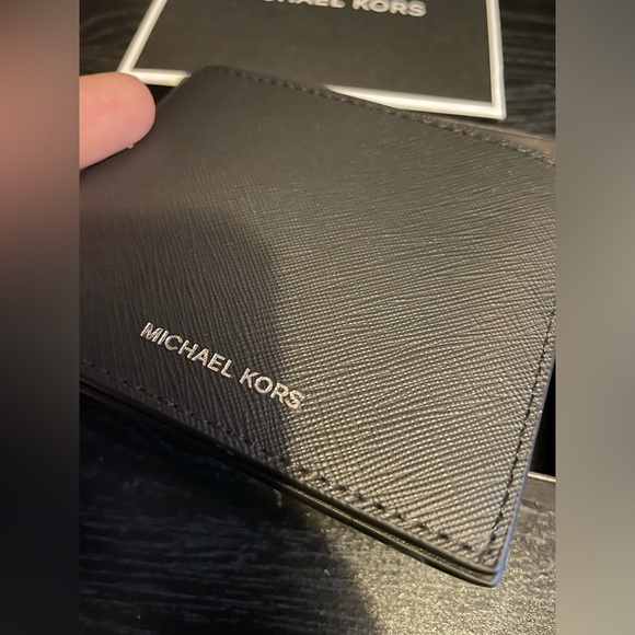 Michael Kors Andy Slim Bifold Men’s Wallet NWT - Picture 2 of 8